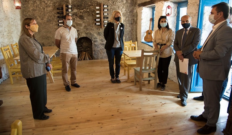 Լին Թրեյսին և Հայկ Չոբանյանն այցելել են Գոշում գտնվող ֆերմերային խոհանոց