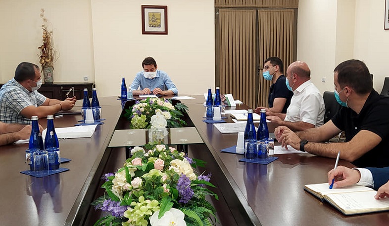 Քաղաքապետարանում քննարկվել է Ռայնիսի 1 հասցեի շենքի փլուզման հետևանքների վերացման հարցը