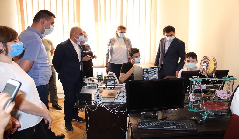 Հակոբ Արշակյանը ծանոթացել է Սյունիքի մարզի բարձրտեխնոլոգիական հնարավորություններին