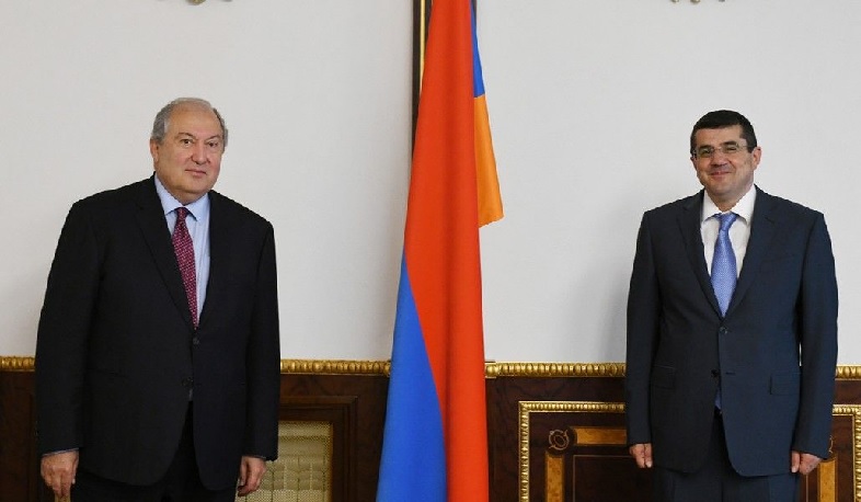 President Armen Sargsyan had a telephone conversation with the Artsakh President Arayik Harutyunyan