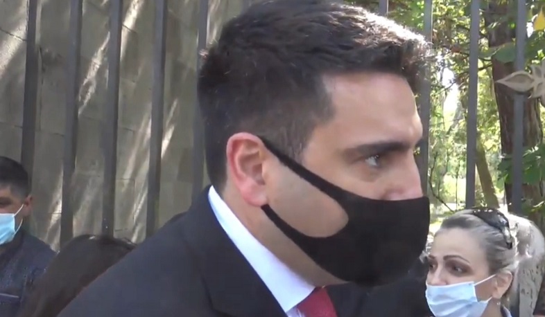 Ամեն օր այդ հարցով բանակցում ենք, փորձում ենք չվերթերը վերականգնել. Ալեն Սիմոնյան