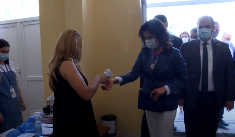 «Իմ քայլը» հիմնադրամն աջակցել է Տանձուտ և Այգեշատ համայնքների դպրոցներին