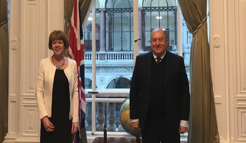 Արմեն Սարգսյանը հանդիպել է ՄԹ Եվրոպական հարևանության և Ամերիկայի հարցերով նախարար Ուենդի Մորթնի հետ