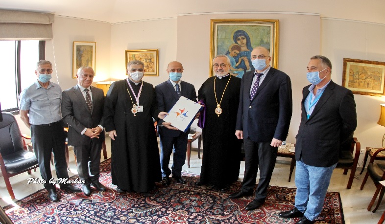 About $ 412,000 to Armenian schools and the media in Lebanon