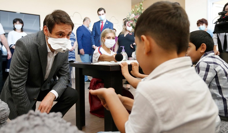 Երևանի քաղաքապետն այցելել է ներառական զարգացման նորաբաց կենտրոն