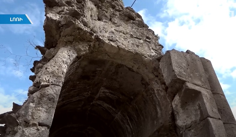 Նորոգվում են Սանահինի եկեղեցին ու դամբարանի պատվանդանը