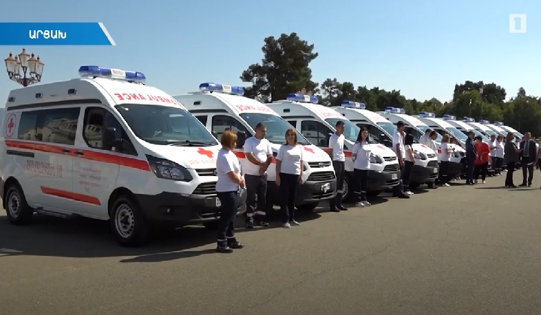 Հայաստանի առողջապահության նախարարությունը շտապօգնության 10 մեքենա է նվիրաբերել Արցախին