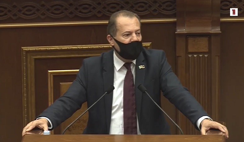 ԼՀԿ-ն առաջարկում է Արկադի Խաչատրյանին ընտրել ԱԺ ֆինանսավարկային և բյուջետային հարցերի հանձնաժողովի նախագահ