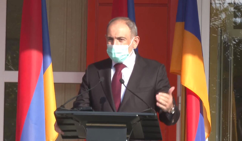 Փաշինյանը մասնակցում է Ռաֆայել Իշխանյանի անվան N 153 հիմնական դպրոցի բացման արարողությանը. Ուղիղ