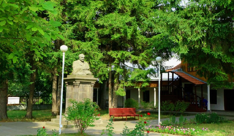 Թումանյանական հեքիաթի օրեր Դսեղում