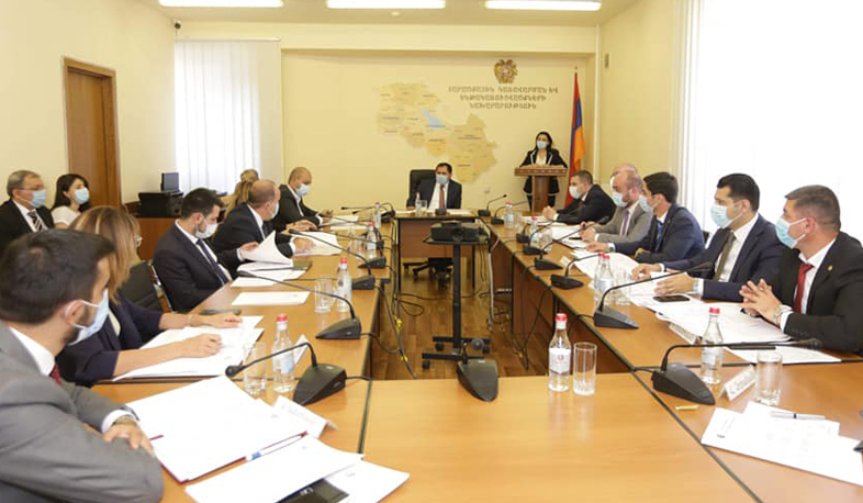 Սուրեն Պապիկյանն այսօր աշխատանքային խորհրդակցություն է անցկացրել մարզպետների մասնակցությամբ