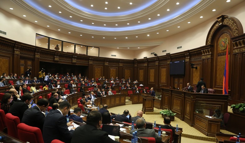 Կորոնավիրուսի հարցով ստեղծված ԱԺ քննիչ հանձնաժողովը կունենա 12 անդամ. ԱԺ-ն ընդունեց երեկ քննարկած բոլոր նախագծերը