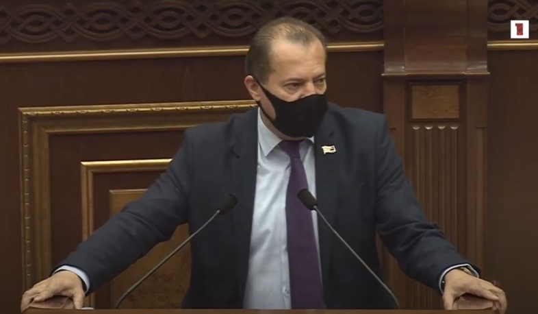 Դուք պատասխանատու եք մարդկային կապիտալի զարգացման համար. պատգամավորը՝ Արայիկ Հարությունյանին