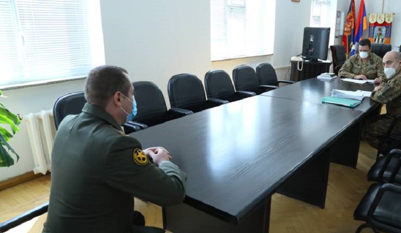 Արցախի ՊԲ հրամանատարն ընդունել է ծառայողական առաջխաղացման ներկայացված մի շարք սպաների