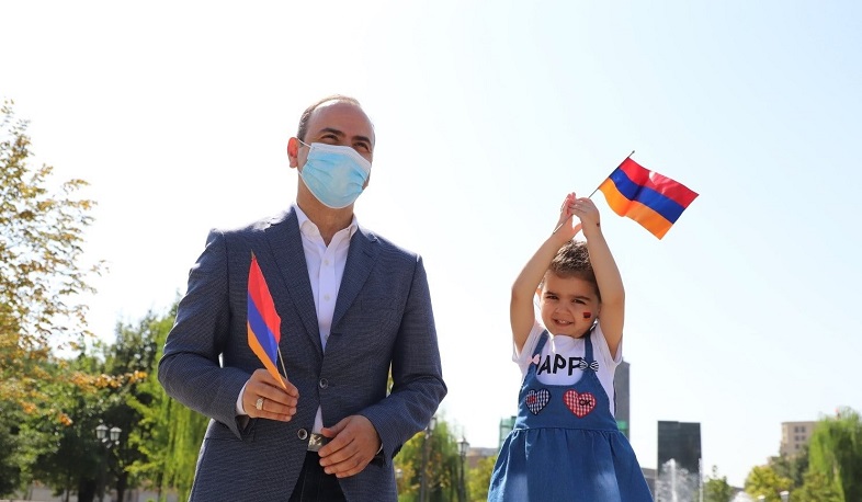 Հայաստանը յուրաքանչյուր հայի համար նախևառաջ ապրելու երկիր պիտի լինի. Զարեհ Սինանյան