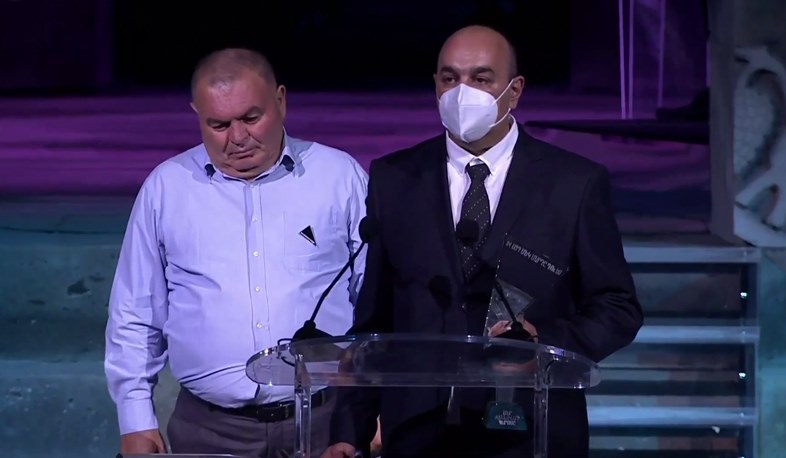 Հատուկ մրցանակ` բուժաշխատողներին. մրցանակը հանձնեց կորոնավիրուսը հաղթահարած Պետրոս Պետրոսյանը