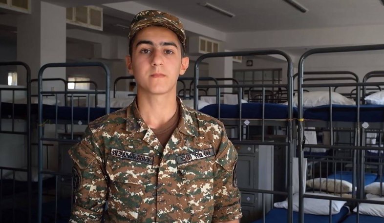 Լիբանանից հայրենադարձված շարքային Սթիվ-Ստեփան Քեշիշյանի շնորհավորանքն անկախության տոնի առթիվ