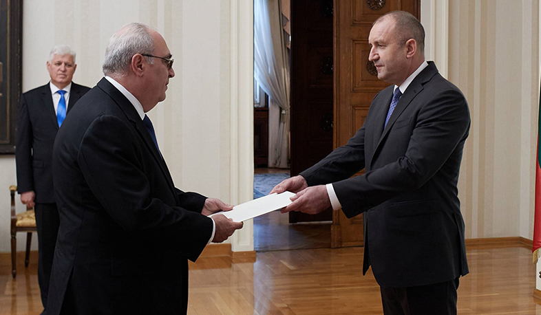 Դեսպան Եդիգարյանն իր հավատարմագրերը հանձնեց Բուլղարիայի Հանրապետության նախագահին