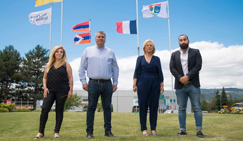 Azeris threatened the mayor of Bourg-les-Valence of France for the Artsakh flag