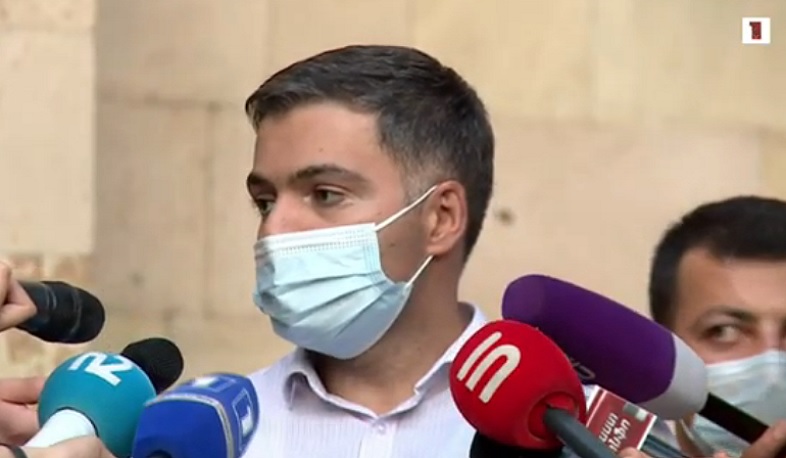 Շաթիրյանը չհերքեց՝ ՍԴ նախագահի թեկնածուն Երվանդ Խունդկարյանն է