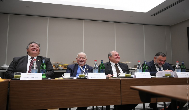 Արմեն Սարգսյանը շնորհավորել է «Ավրորա» մրցանակաբաշխության 5-ամյակը