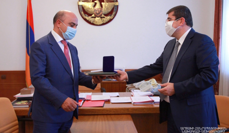 ԱՀ նախագահը Սամվել Գրիգորյանին պարգևատրել է «Մխիթար Գոշ» մեդալով