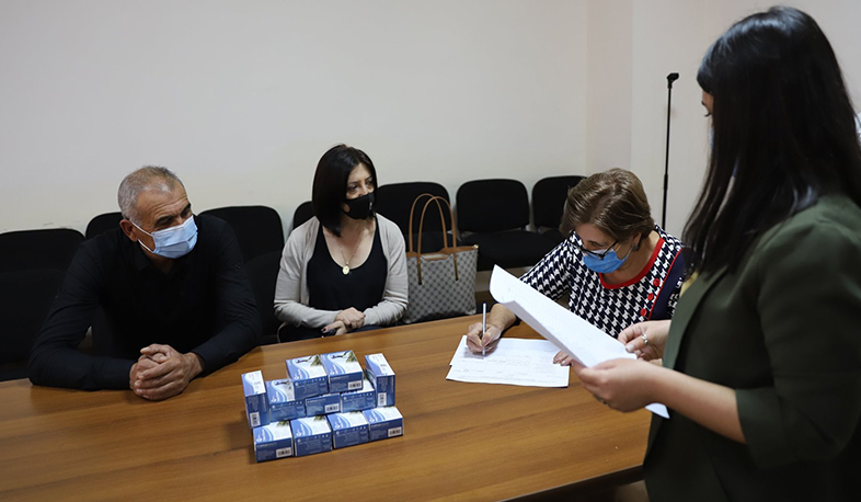 Շիրակի մարզին տրված անհատական պաշտպանիչ միջոցներն ու արյան թթվածնի մոնիթորինգի պուլսօքսիմետրերը հատկացվել են բուժհաստատություններին