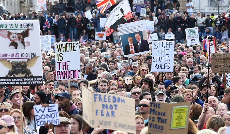 Լոնդոնում լոքդաունի դեմ բազմահազարանոց ցույցերի ժամանակ բախումներ են եղել