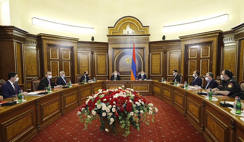 ԱԽ արտահերթ նիստում քննարկվել է հակառակորդին արժանի հակահարված տալու հարցը