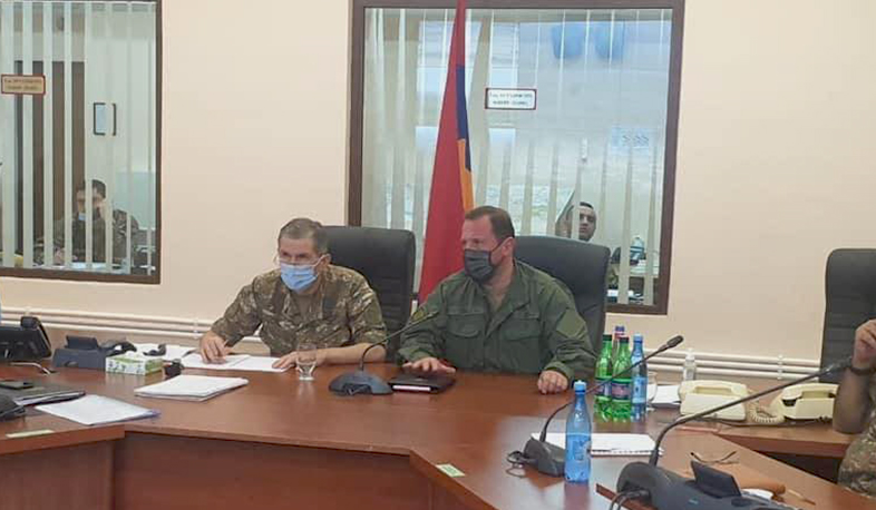 Министр обороны РА провел оперативное совещание