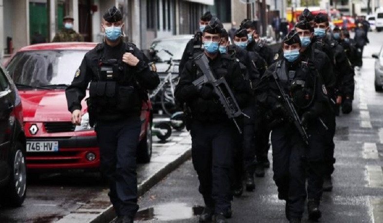 Փարիզում հարձակվողը ցանկացել էր դանակահարել Charlie Hebdo-ի աշխատակիցներին