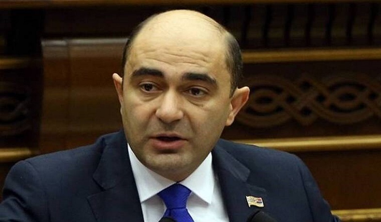 Եկեք ծախսենք մեր միջոցները՝ ապահովելով զինվորի հացը, սպառազինությունը և թիկունքը. Մարուքյան