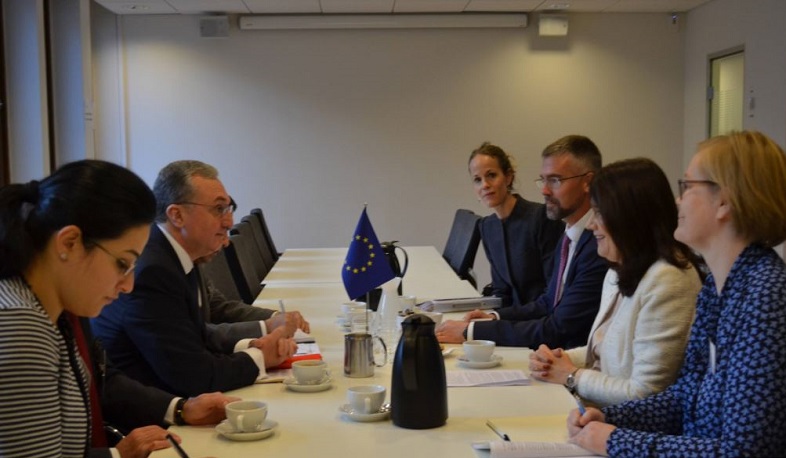 Զոհրաբ Մնացականյանը հեռախոսազրույց է ունեցել շվեդ գործընկերոջ հետ