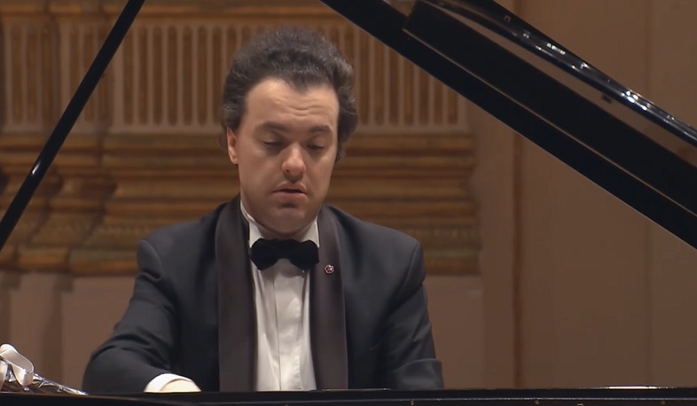 Քեզ հետ եմ, Հայաստան. հայտնի դաշնակահար Եվգենի Կիսին