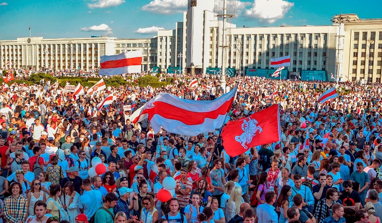 Մեծ Բրիտանիան ութերորդ երկիրն է, որ Բելառուսից հետ է կանչում իր դեսպանին