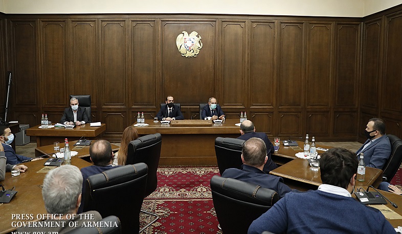 Prime Minister of Armenia met with the Council members of National Assembly
