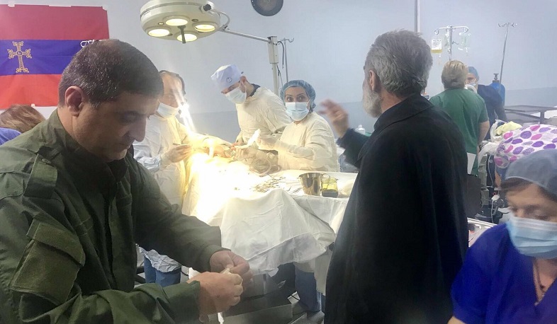 Archbishop Pargev visited a military hospital and met with wounded soldiers