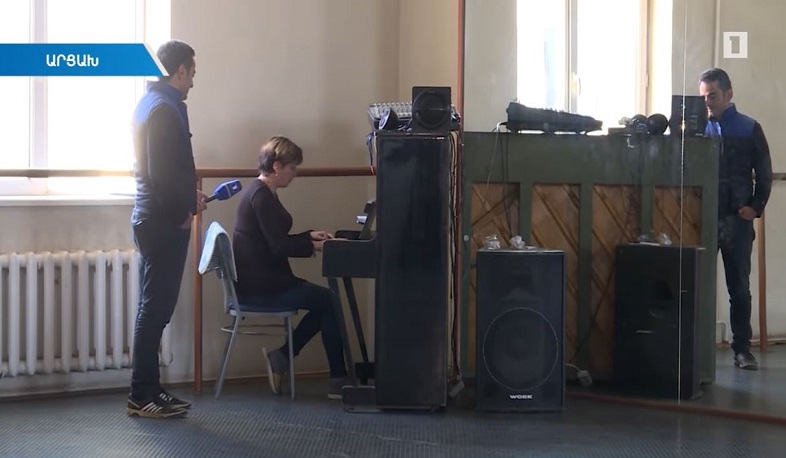 Մեծ Հայրենականի երգերի հնչյունները՝ Ստեփանակերտի երկնքում