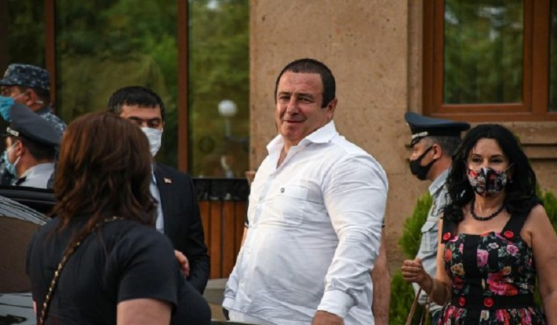 Գագիկ Ծառուկյանին գրավի դիմաց ազատ արձակելու միջնորդության քննությունը հետաձգվել է