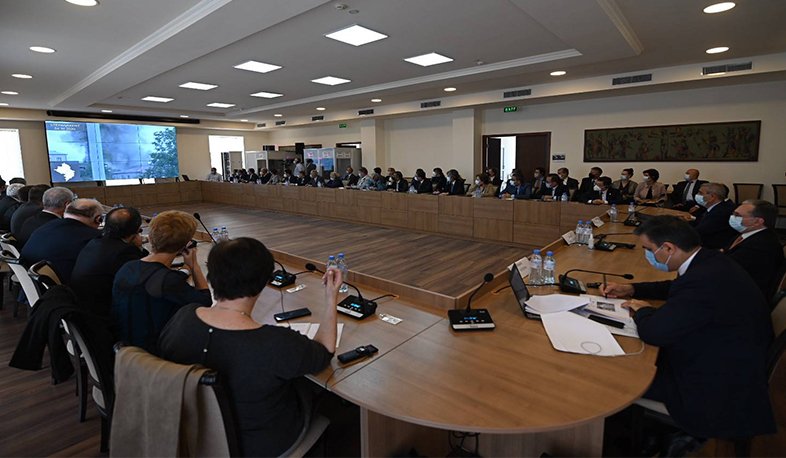 Քննարկում՝ Արցախի դեմ Ադրբեջանի լայնամասշտաբ ագրեսիայի հետևանքների վերաբերյալ