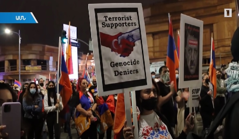 Jews joined the demonstration of the Armenian community in front of the Israeli consulate in US