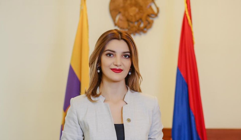 Ես՝ Հայաստանի միակ կին քաղաքապետս, այսօրվանից կամավորագրվում եմ Հայրենիքի պաշտպանությանը․ Դիանա Գասպարյան
