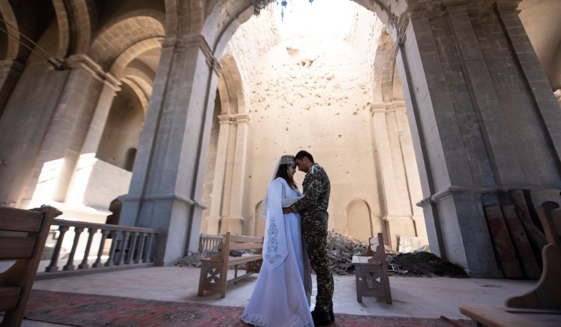 Սբ Ղազանչեցոցում տեղի ունեցած պսակադրությունն ուղերձ է`օր առաջ պետք է դադարեն կրակել թնդանոթները. ԱՀ նախագահ