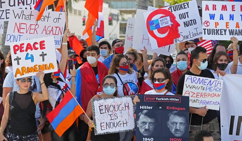 Հաջակցություն հայ ժողովրդի՝ ցույցեր են անցկացնում նաև Մայամիի հայերը