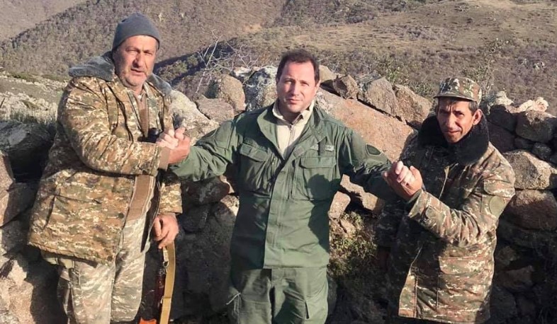 Short break after the active actions․ Tonoyan met with the soldiers fighting on the front line