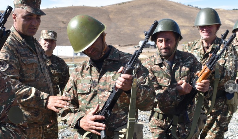 Շարունակվում են Հայրենիքի պաշտպանությանը զինվորագրվածների մարզումները