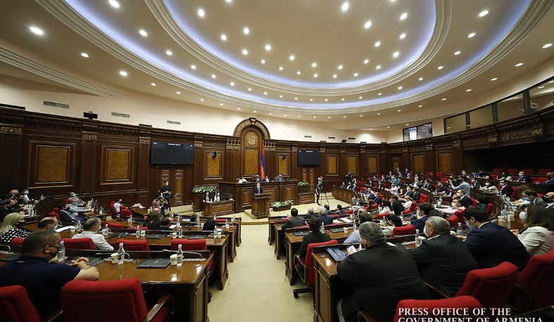 Քվեարկությունից առաջ «Իմ քայլը» խմբակցությունը 20 րոպե ընդմիջում վերցրեց