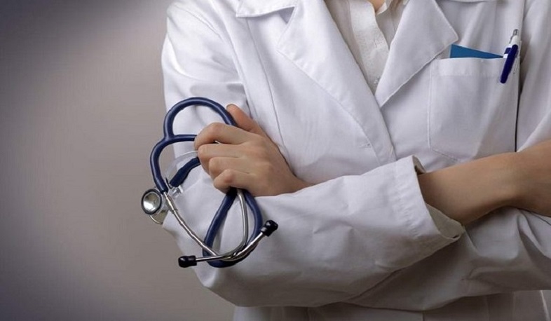 Որակավորված բուժօգնություն ցուցաբերելու համար պարգևատրվել են բուժծառայության կին սպաներ