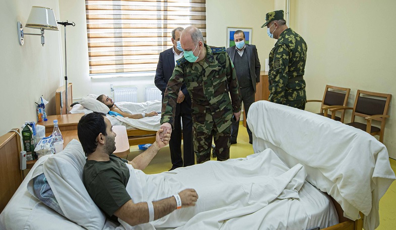 ԱԱԾ տնօրենի պարտականությունների ժամանակավոր կատարողն այցելել է Երևանում բուժվող զինծառայողներին
