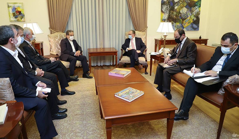 ԼՂ հիմնախնդրի վերաբերյալ Իրանի մոտեցումները հանգամանալից կուսումնասիրվեն. Մնացականյանն ընդունել է Իրանի ԱԳ նախարարի տեղակալին